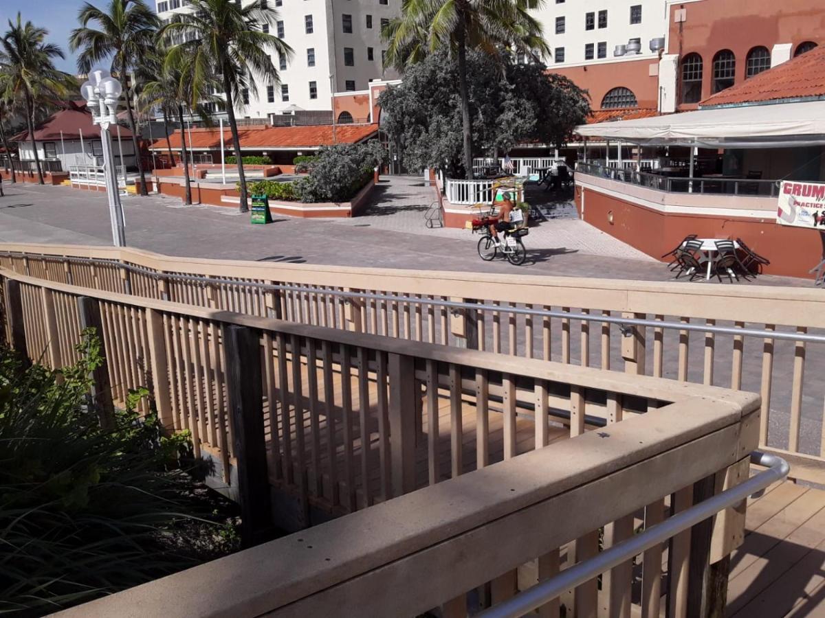 Historic Hollywood Beach Hotel Exterior photo