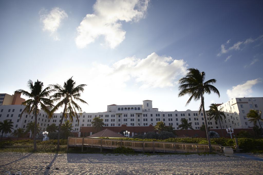 Historic Hollywood Beach Hotel Exterior photo